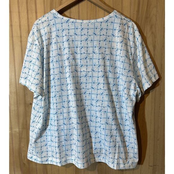 Simply Basic Women’s Size 2XL Shorts Floral Pajama Boxer Set - Picture 2 of 10